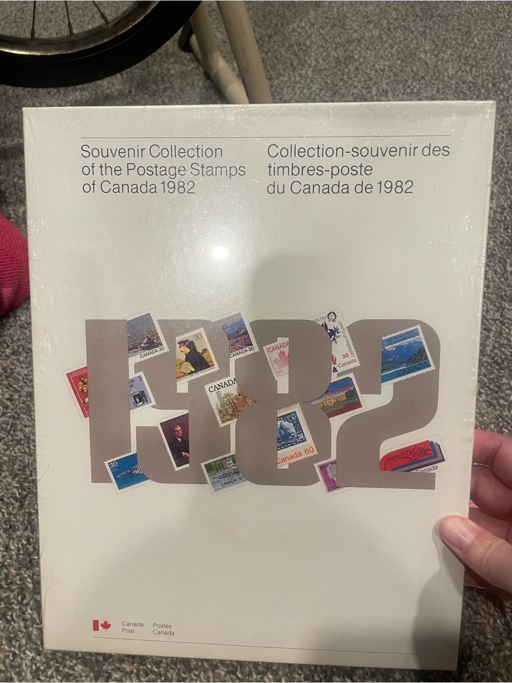 1982 Souvenir Collection of Postage Stamps
